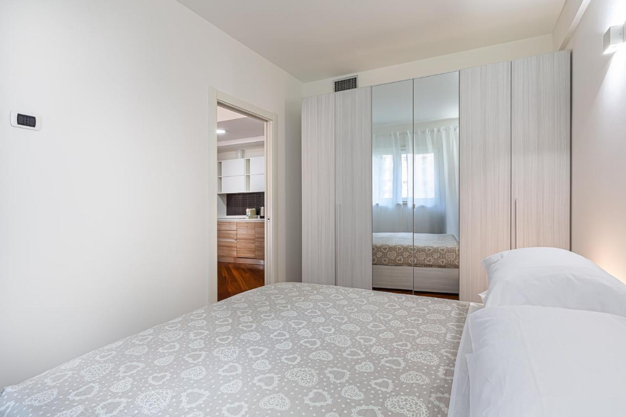 Central/garibaldi Luxurious Two-room Apartment. * Mailand